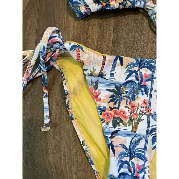 Escape to Paradise 2 Piece Bikini NWT medium Top and Bottom - Picture 3 of 8